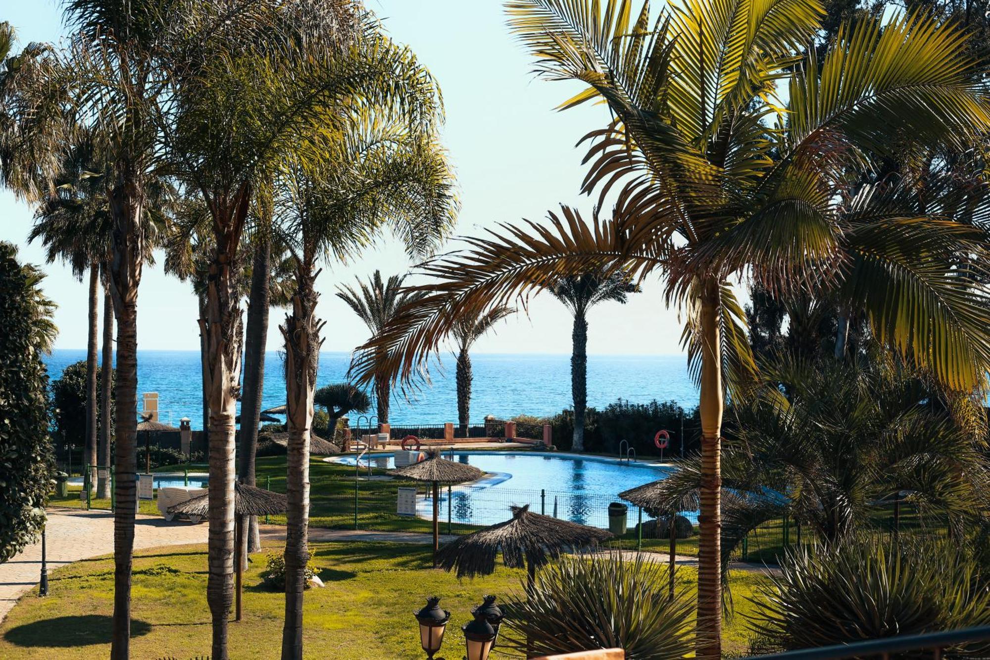 Cn-340 Suites Estepona Luaran gambar